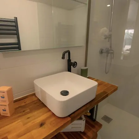 Casa vacanze Renovated 2-room House With Garden
