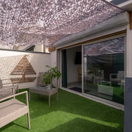 Renovated 2-room House With Garden * Villenave-dʼOrnon